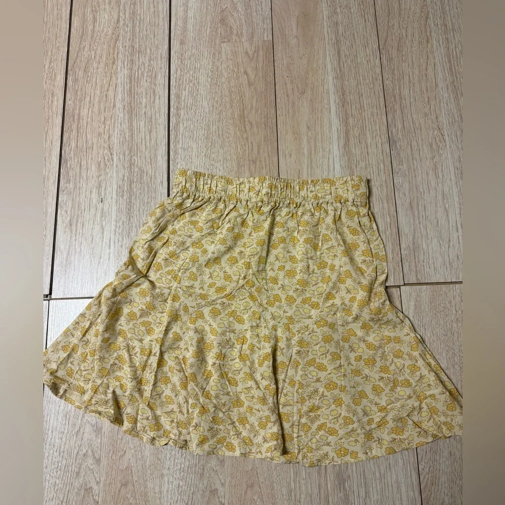 Pull On Swing Mini Skirt in Piccola Floral - Picture 3 of 8